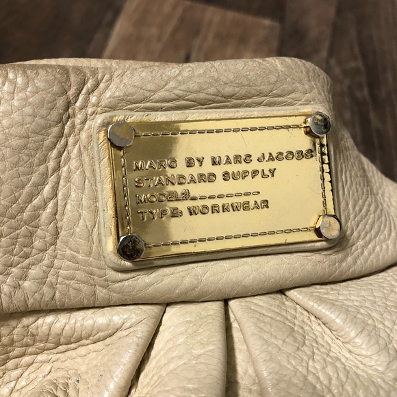 Marc by Marc Jacobs Classic Q Hillier WHITE - Picture 2 of 8